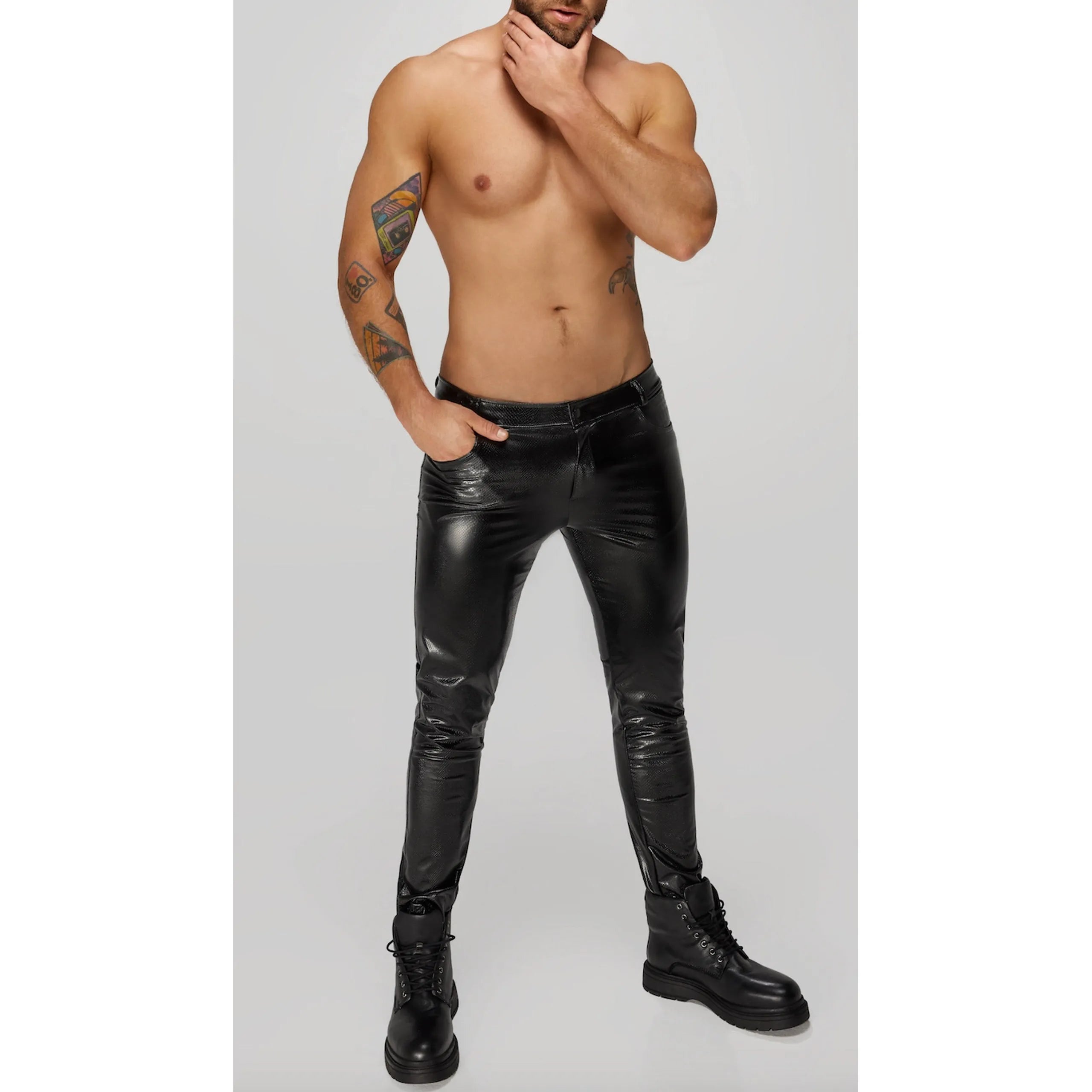 pantalon homme effet serpent fermeture éclair polyester élasthanne poches arrière noir cintré extensible brillant sexy soirée résistant entretien facile