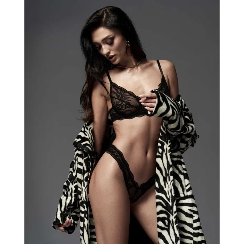 Soutien-gorge dentelle transparent noir ajustable couture européenne qualité supérieure