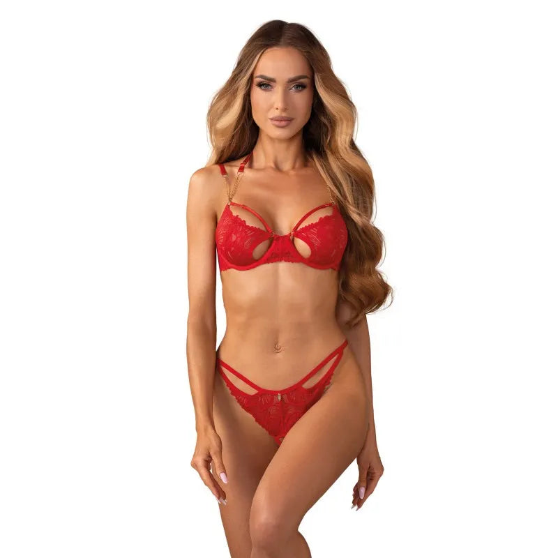 ensemble lingerie dentelle rouge avec chaßne dorée soutien-gorge string ouvert