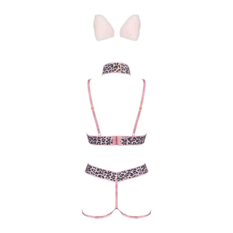 Ensemble lingerie léopard sexy avec soutien-gorge, culotte ouverte et accessoires, idéal pour soirées sensuelles.