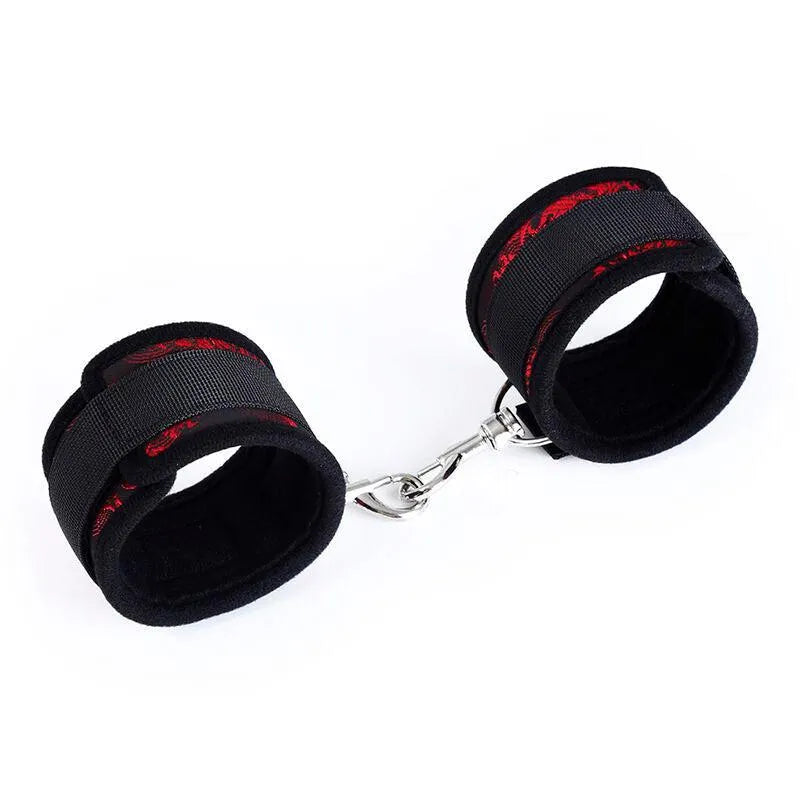 Bracelets BDSM ajustables noirs et rouges Ohmama, confortables et sécurisés, avec chaîne métallique, matériaux hypoallergé...