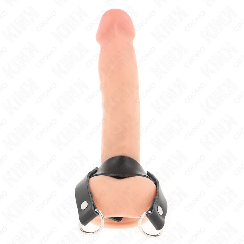 Anneau pénien BDSM en cuir noir réglable, élégant et ergonomique, pour confort et intensité, sur fond blanc.