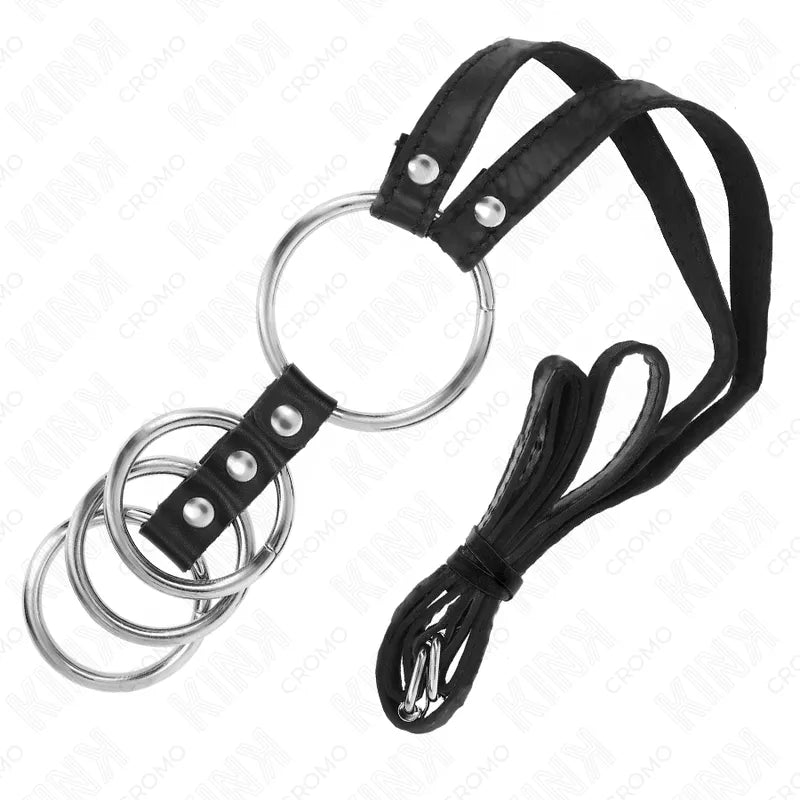 Anneaux péniens BDSM en cuir végane noir avec pinces tétons intégrées, ajustables, élégants et durables.