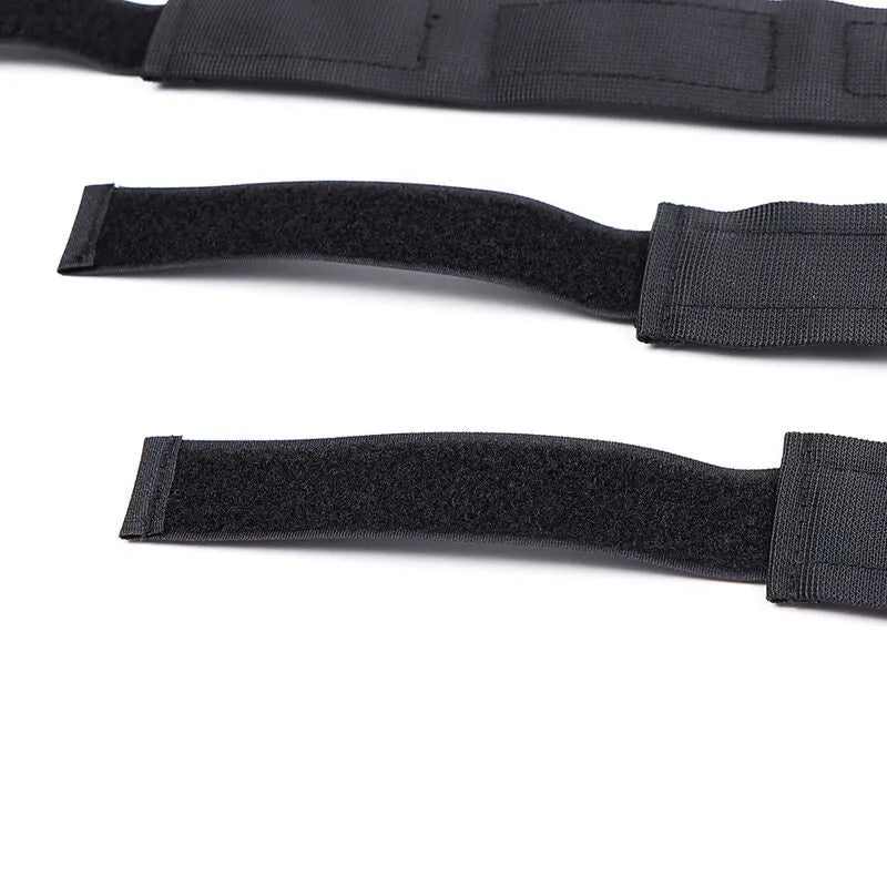 Attache BDSM Ohmama en nylon noir, réglable avec velcro, robuste et ergonomique pour confort et sécurité.
