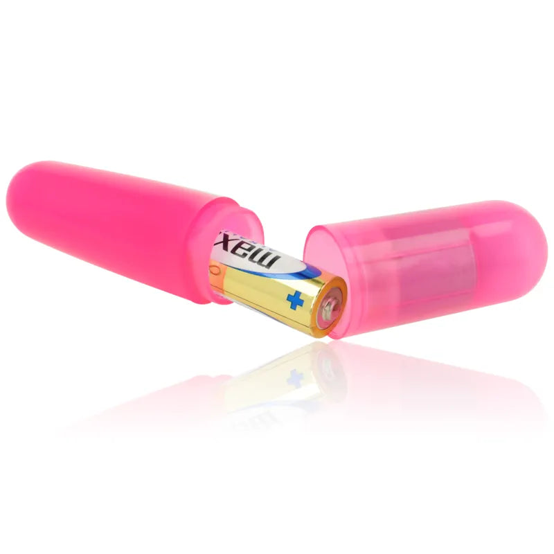 Balle vibrante rose en PVC, compacte et étanche, avec piles AA visibles, design ergonomique et discret.