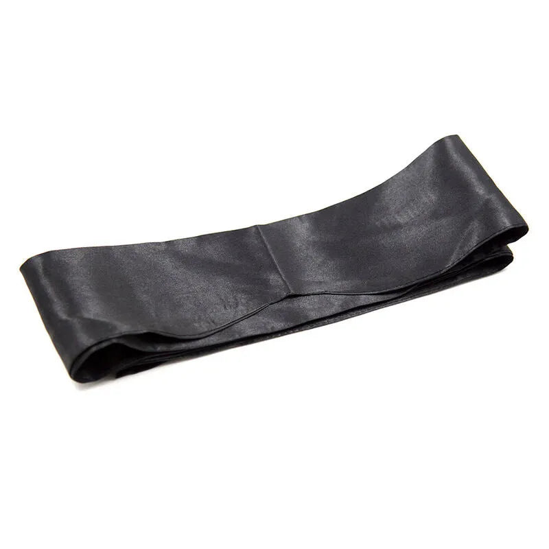 bandeau satin fétichiste polyester Ohmama doux luxueux soyeux élégant confortable unisexe durable résistant discret séduisant sensuel mystérieux intime plaisir