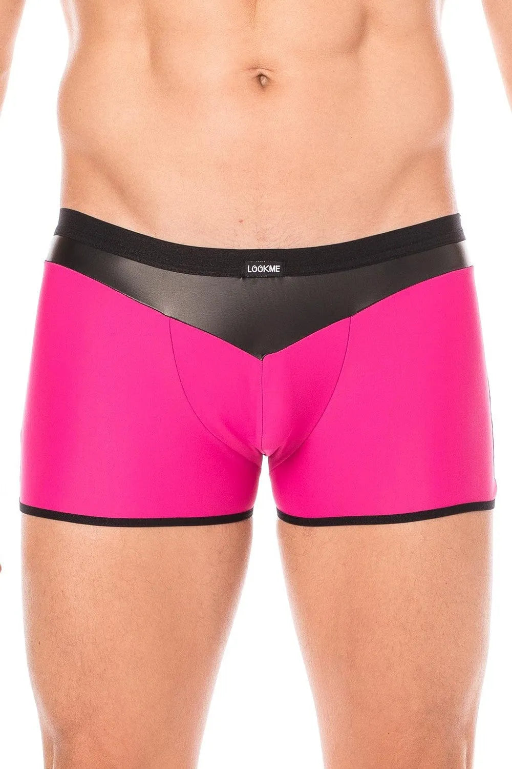 Boxer homme magenta avec bande simili cuir noir, design audacieux et confortable, tissu doux et extensible.