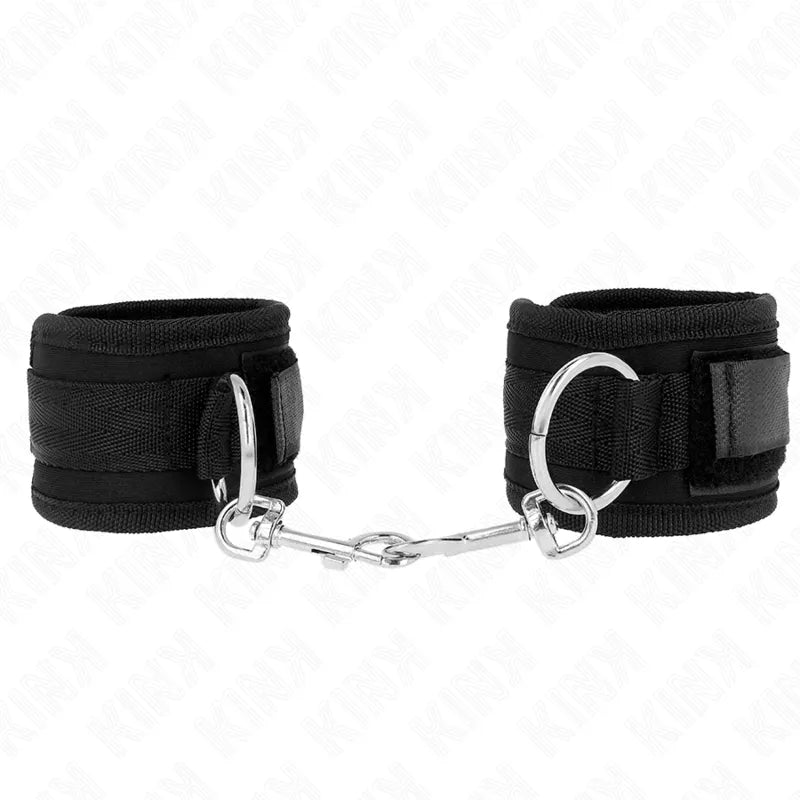 bracelets bondage confort cuir végétalien éthique durable hypoallergénique douceur réglable sécurisé boucles anneaux métalliques élégants multicolores