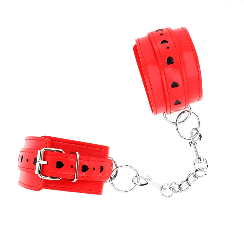 Bracelets BDSM rouges en cuir végétalien, rembourrés, ajustables, avec boucles et chaînettes métalliques, élégants et dura...