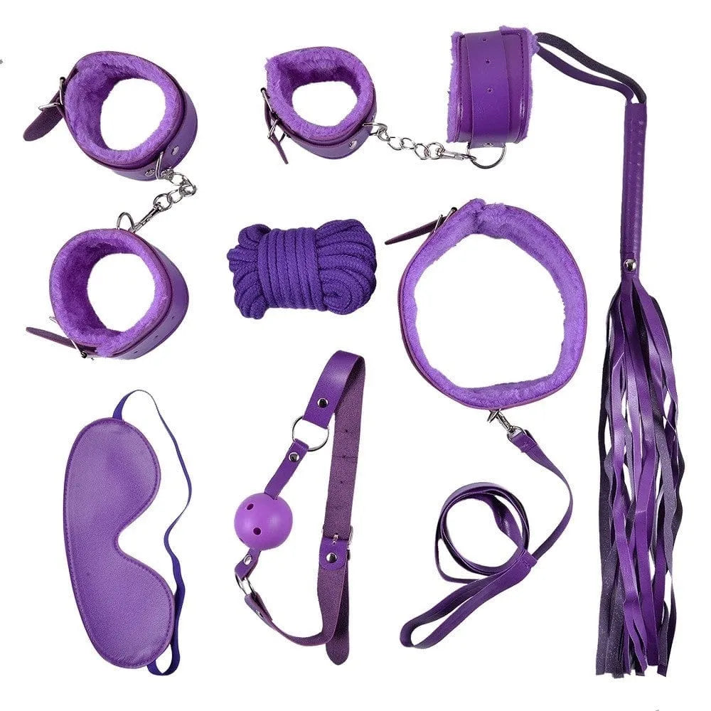 coffret BDSM complet initiation bondage soumission similicuir fausse fourrure menottes poignets chevilles réglables boucle métallique corde douce fouet bâillon boule