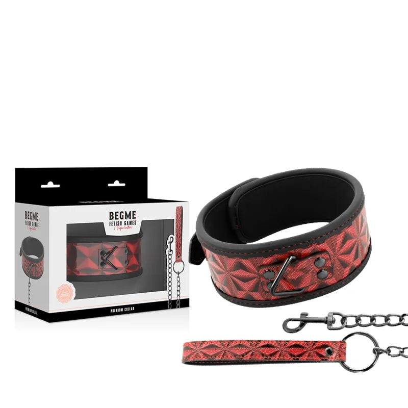 Collier BDSM en métal sans nickel, cuir végétalien rouge, chaîne robuste, grand anneau, dans un emballage élégant.