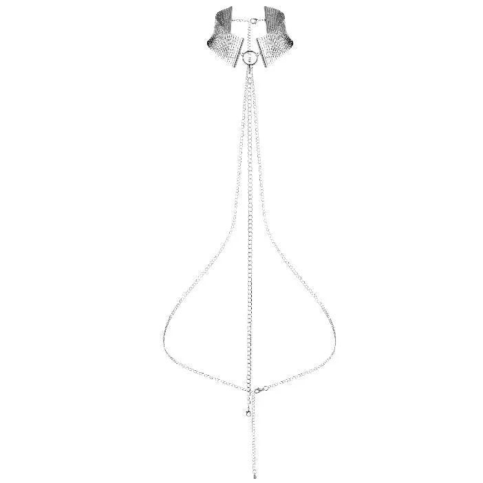 Collier bondage métallique réglable, maille chaîne élégante, argentée, sans nickel, pour soirées glamour et jeux sensuels.