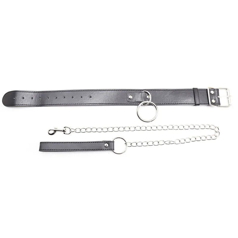 Collier bondage ajustable noir en simili cuir avec chaîne métallique et poignée robuste, design élégant et sécurisé.