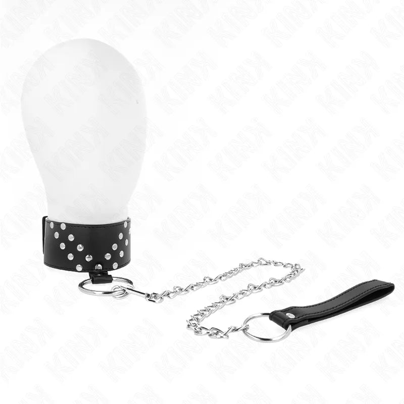 Colliers BDSM élégants cuir végétalien éthique durable ajustable confortable chic sophistiqué réglable sécurité polyvalent design raffiné noir rouge