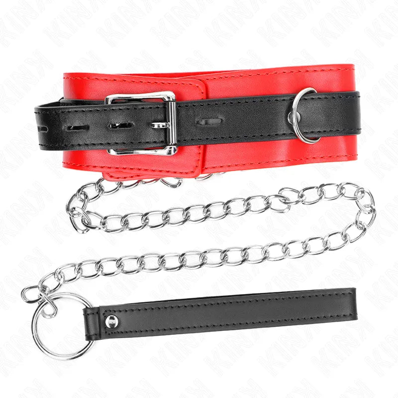 Collier BDSM en cuir véritable rouge et noir, boucle métallique polie, chaîne argentée, design élégant et sophistiqué.