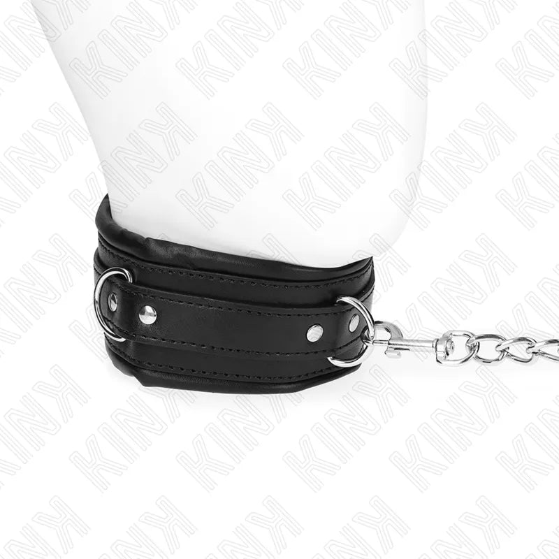 Collier BDSM en cuir noir véritable, élégant, ajustable avec boucles métalliques, design sophistiqué et discret.