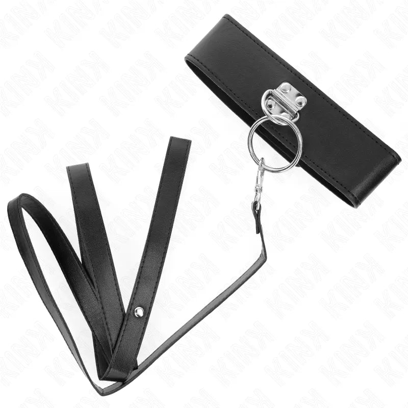 Collier BDSM cuir noir élégant, ajustable, boucle métallique, design raffiné, confort optimal pour séances intimes.