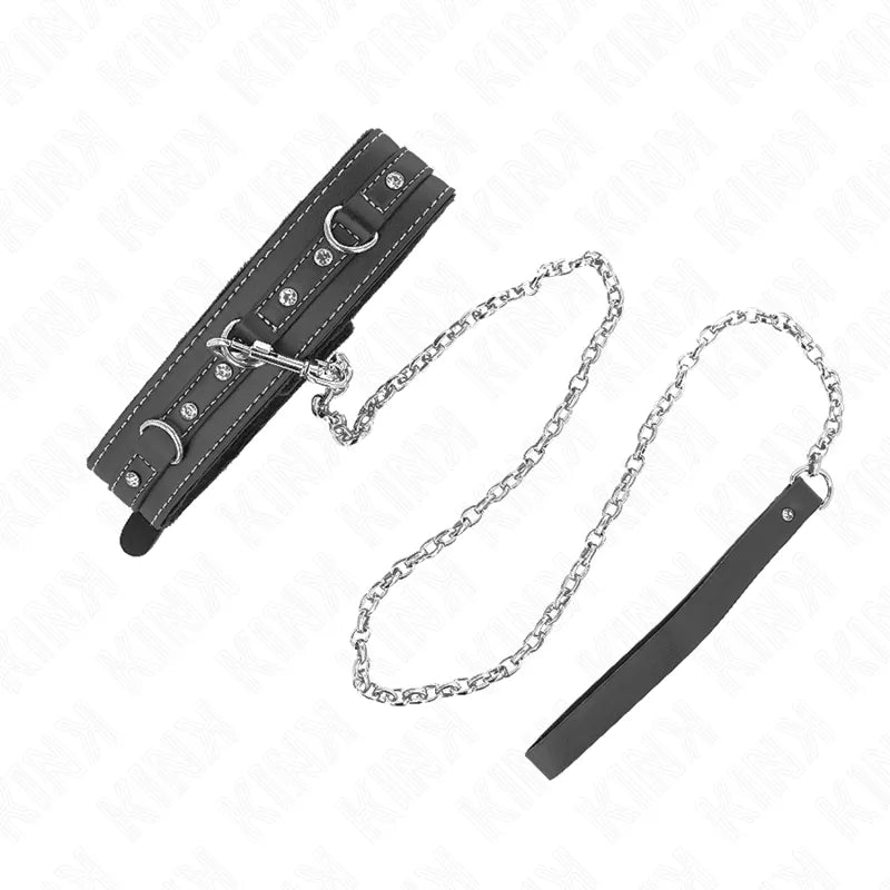 Collier et laisse BDSM en cuir noir avec chaînes métalliques, design élégant et robuste pour expériences kink.