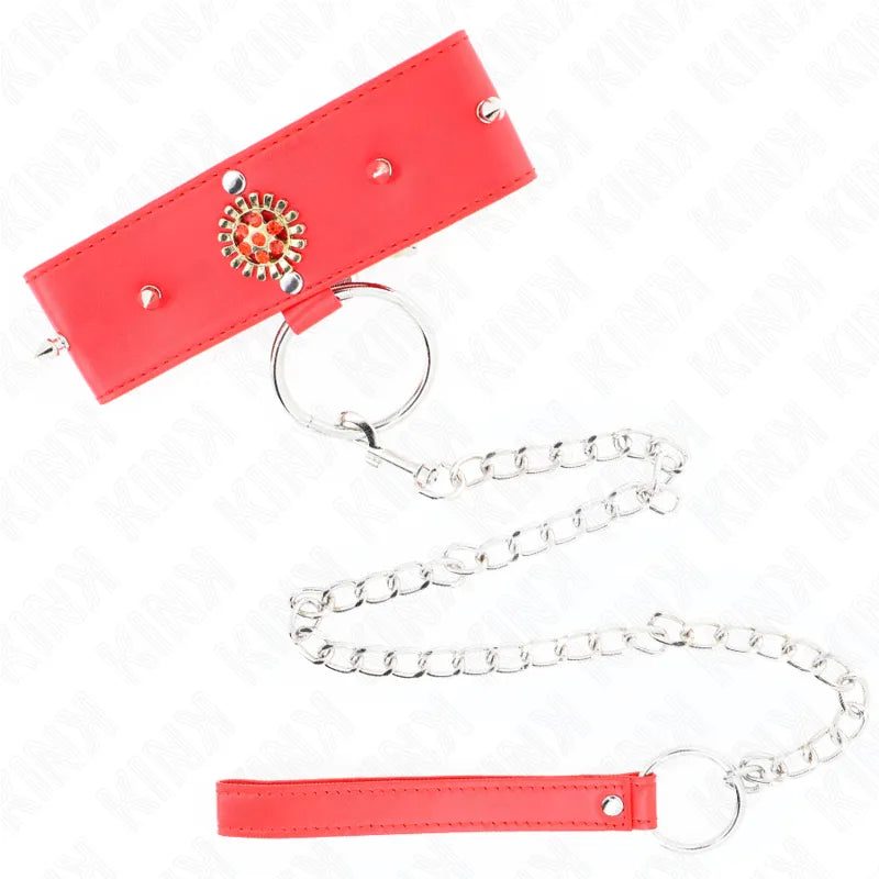 Collier et laisse BDSM en cuir rouge avec détails métalliques, design sophistiqué et élégant, pour jeux de soumission.