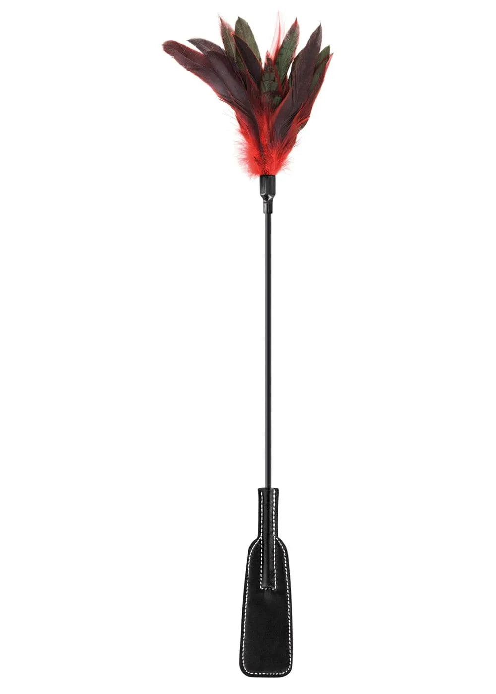 Cravache BDSM noire avec plumes rouges et noires, poignée ergonomique antidérapante, idéale pour jeux de domination.