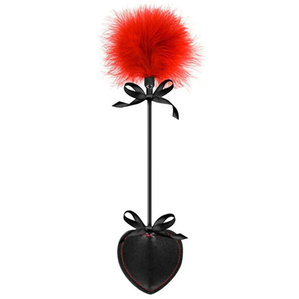 cravache tapette noire coeur ergonomique poignée antidérapante 20cm 2cm robuste durable cuir synthétique fessées plumeau rouge