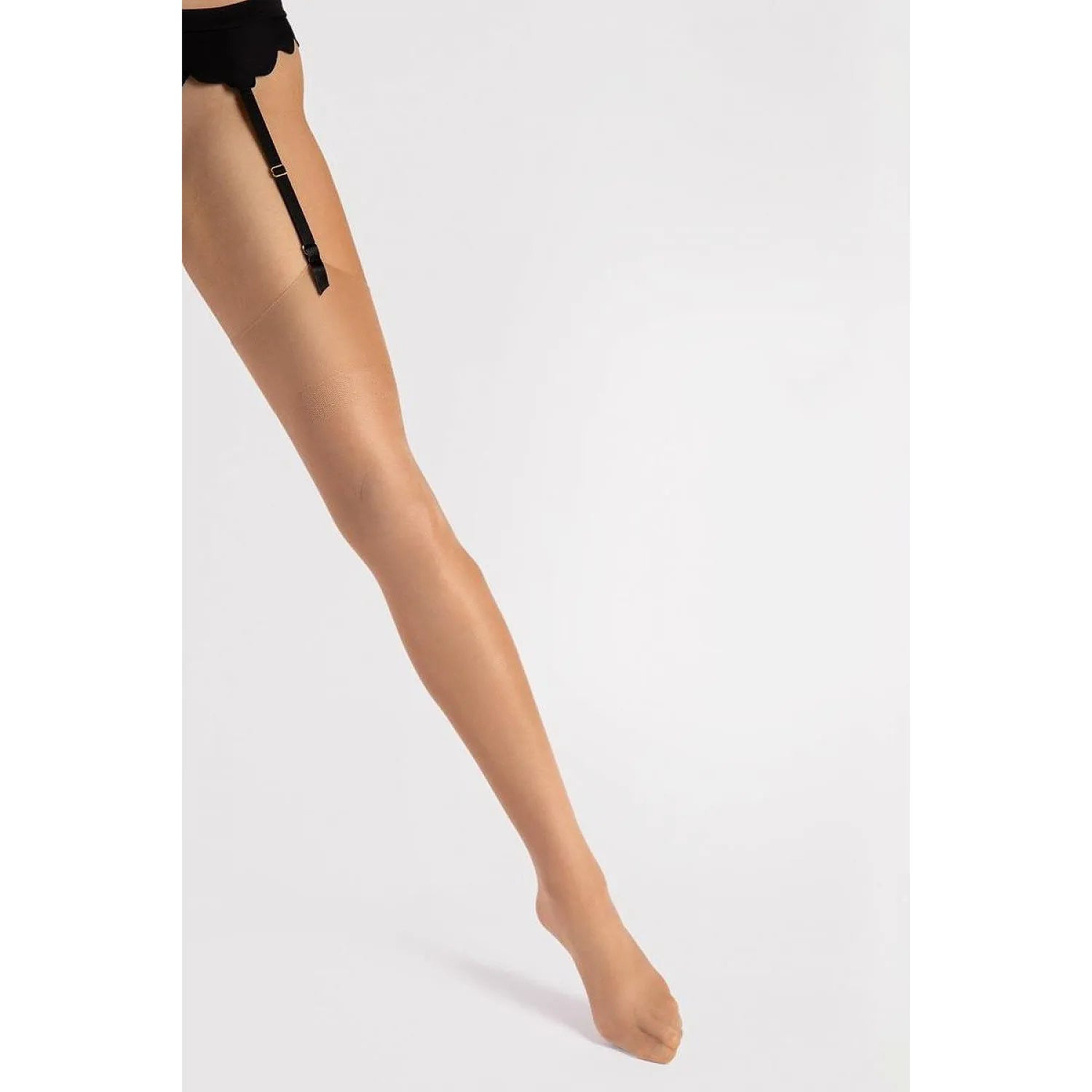 Bas Fiore 196148 transparents nude, texture lisse, avec porte-jarretelles noir, élégance et sensualité féminine.