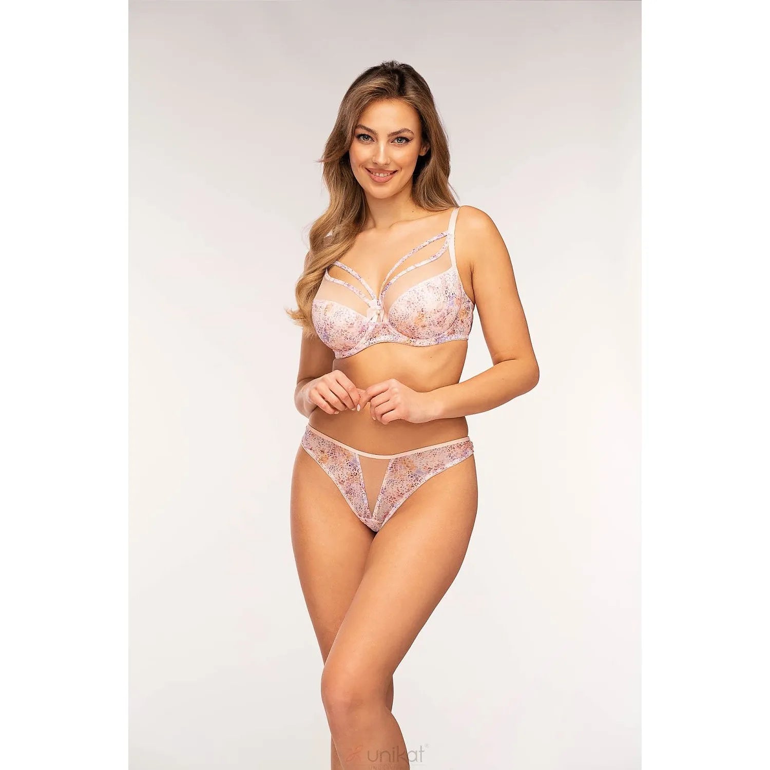 Semi-soft model 202235 Unikat
