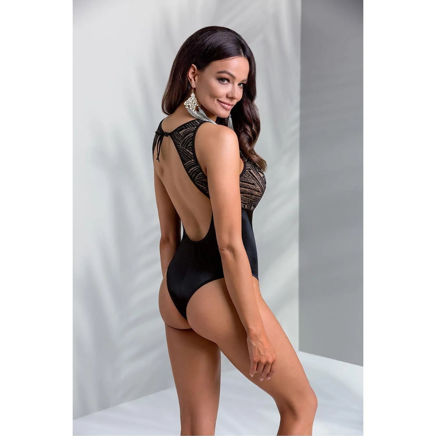 Body en dentelle noire Casmir, décolleté plongeant, motifs floraux, lacé croisé, élégant et sexy, tailles S à 3XL.