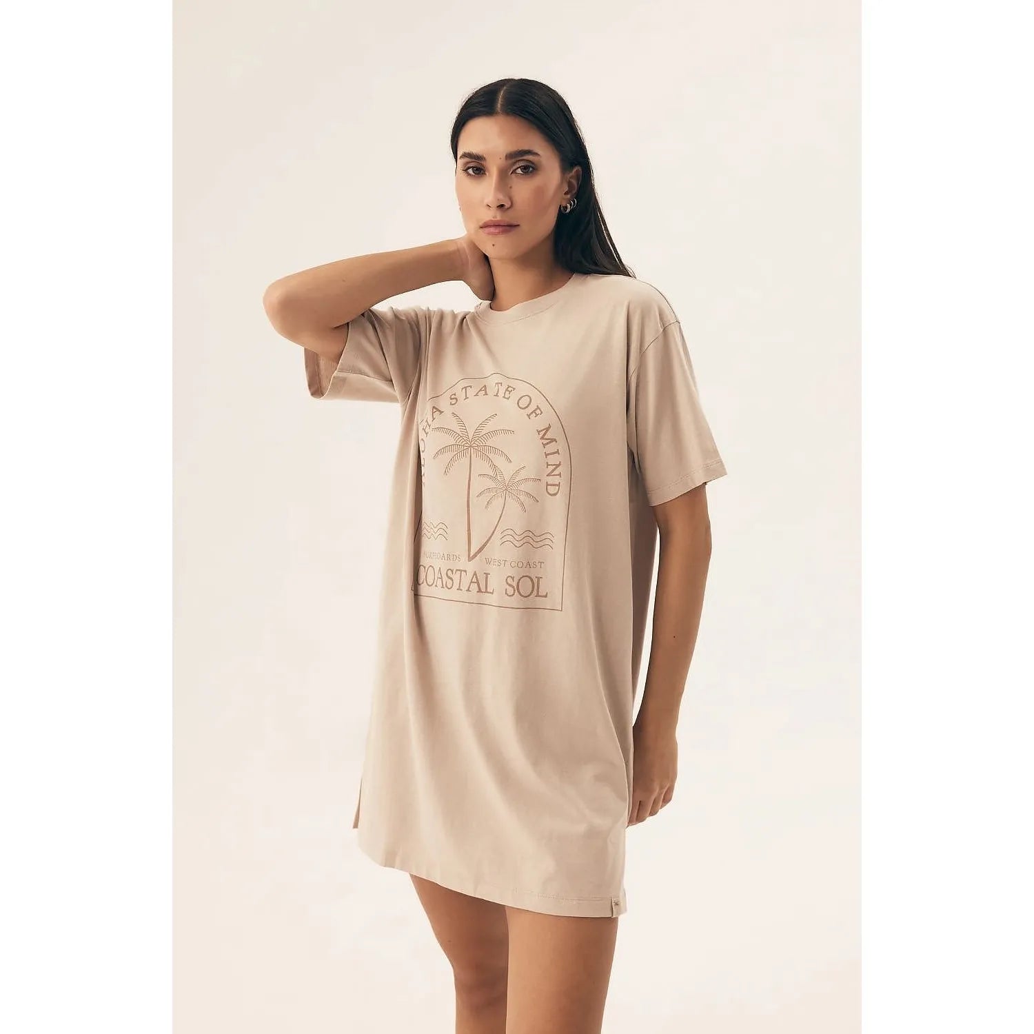 chemise nuit érotique Henderson soie satinée exceptionnelle toucher velouté coupe ample manches courtes décolleté arrondi fentes latérales longueur genou