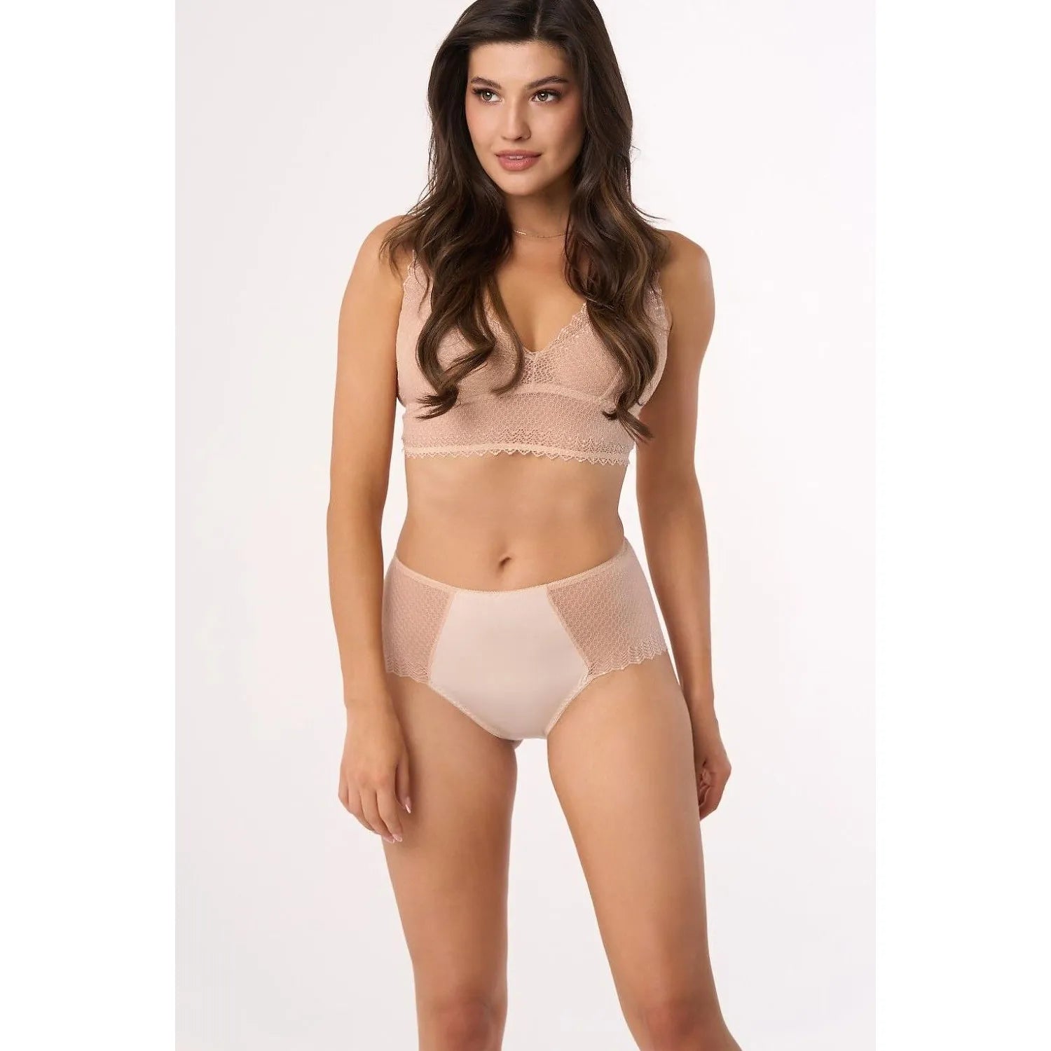 Culottes élégantes Babell model 211159 taille haute dentelle transparente confort quotidien coton élasthanne doublure douce lingerie sexy féminine