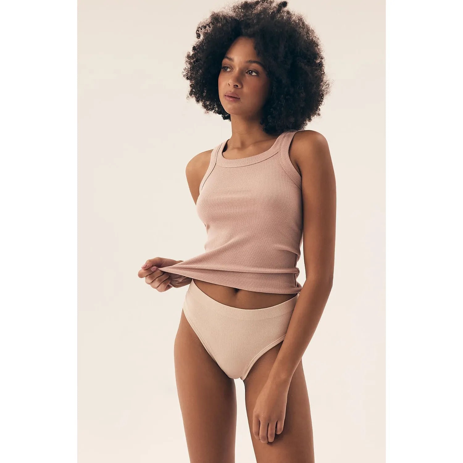 Ensemble lingerie Henderson débardeur culotte côtelé nude rose pâle coton elasthanne ajusté confort quotidien cadeau intime féminin