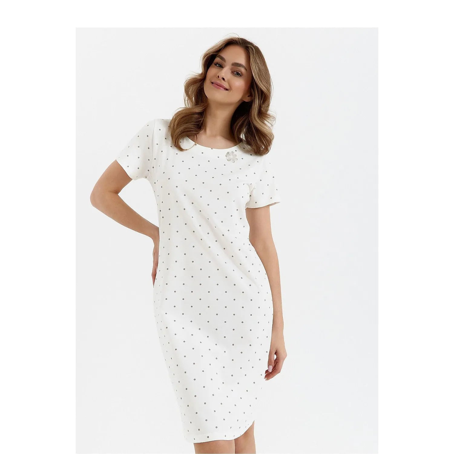 Chemise de nuit Cana 212755 pour femme, chemise douce et aérée, manches courtes, col rond, taille L, 100% coton, idéale pour les nuits chaudes, cadeau romantique