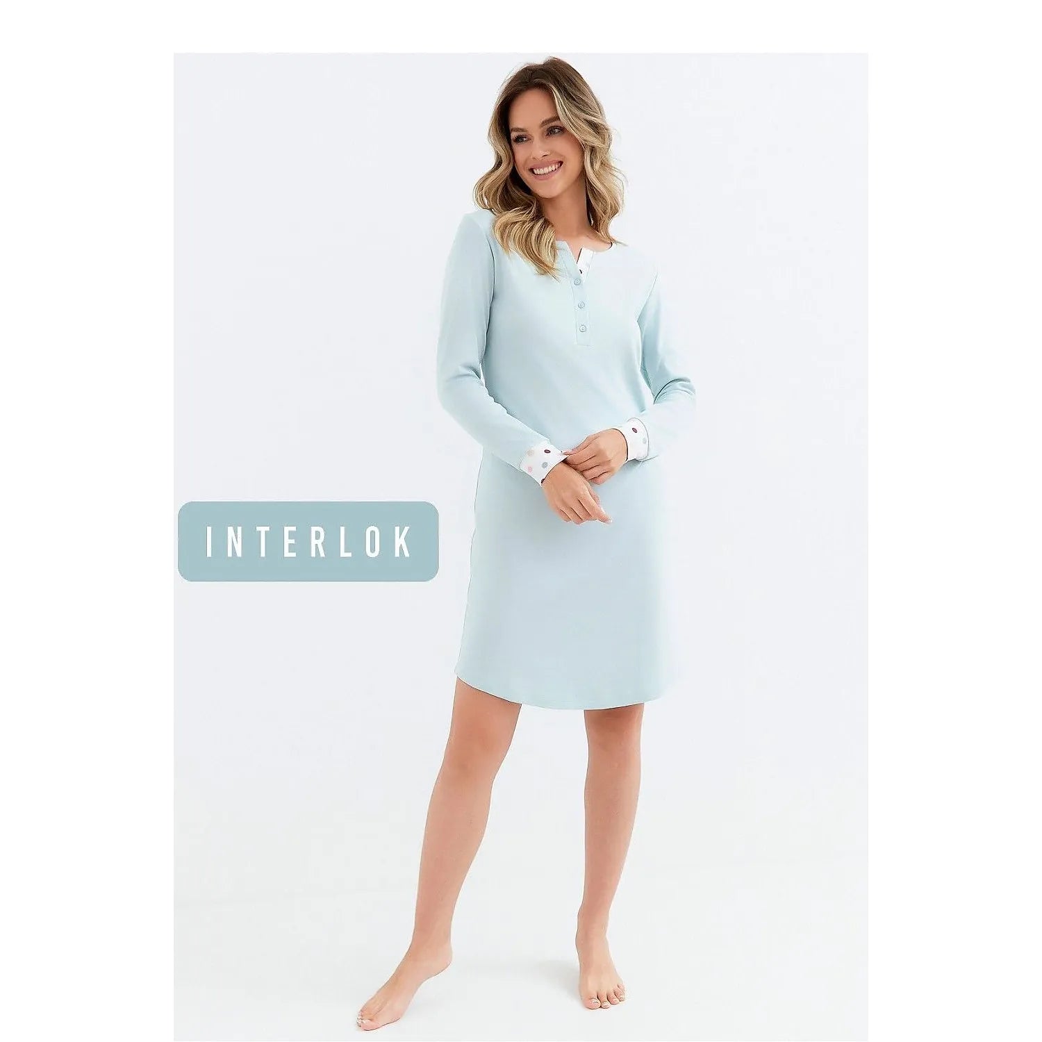 chemise nuit coton maille confortable douce manches longues col rond boutonnage discret poignets contrastés coupe ample longueur genou bleu pastel