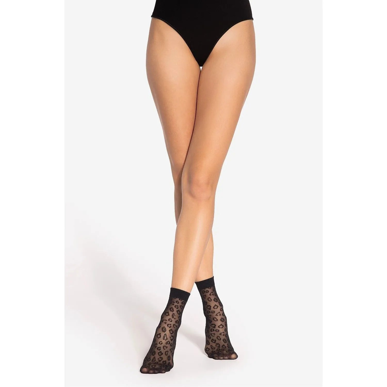 Chaussettes transparentes imprimé léopard noir pour femmes, style audacieux, lingerie glamour, confort quotidien.