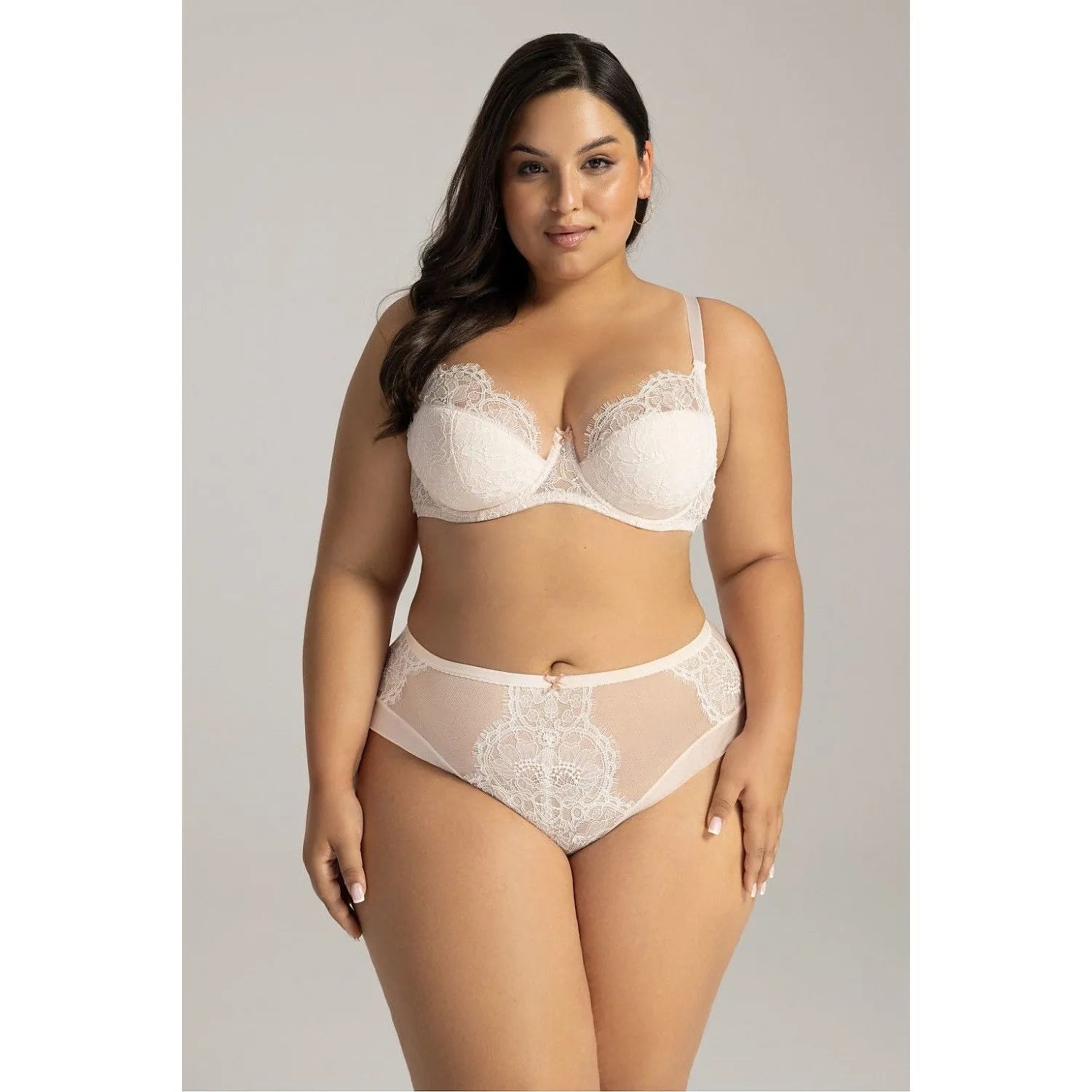 Culotte haute dentelle florale blanche Ava 216000, élégante et confortable, avec inserts en maille pour femme.