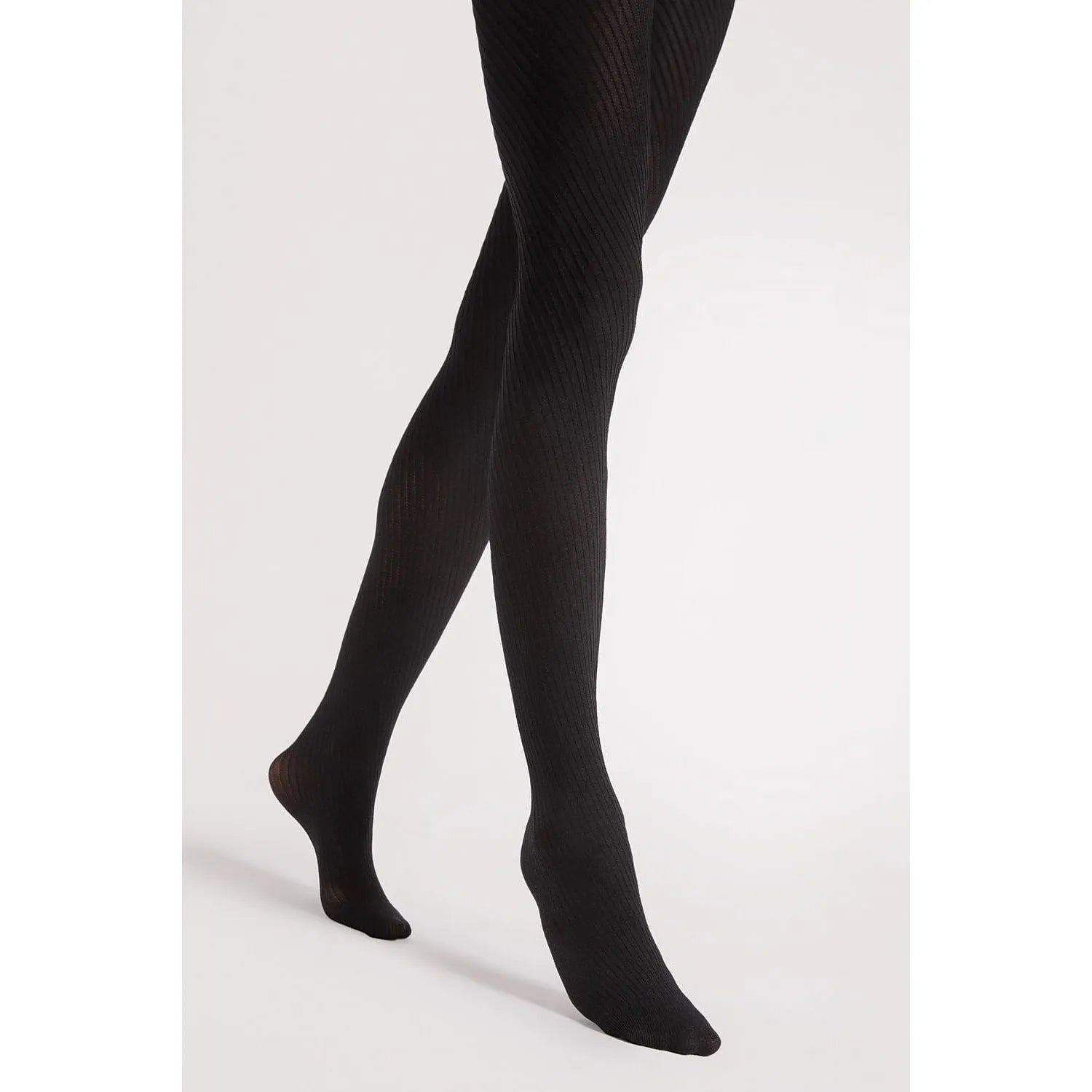 Collant noir élégant Fiore 218755, texture verticale raffinée, matière douce et extensible, lingerie féminine chic.