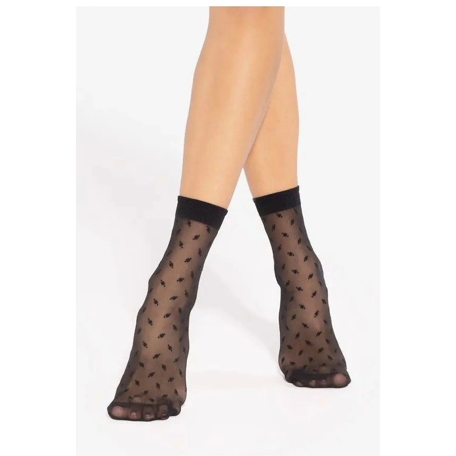 chaussettes transparentes étoilées noires haute cheville élasthanne polyamide confortables sensuelles élégantes résistantes fines bord élastique maintien