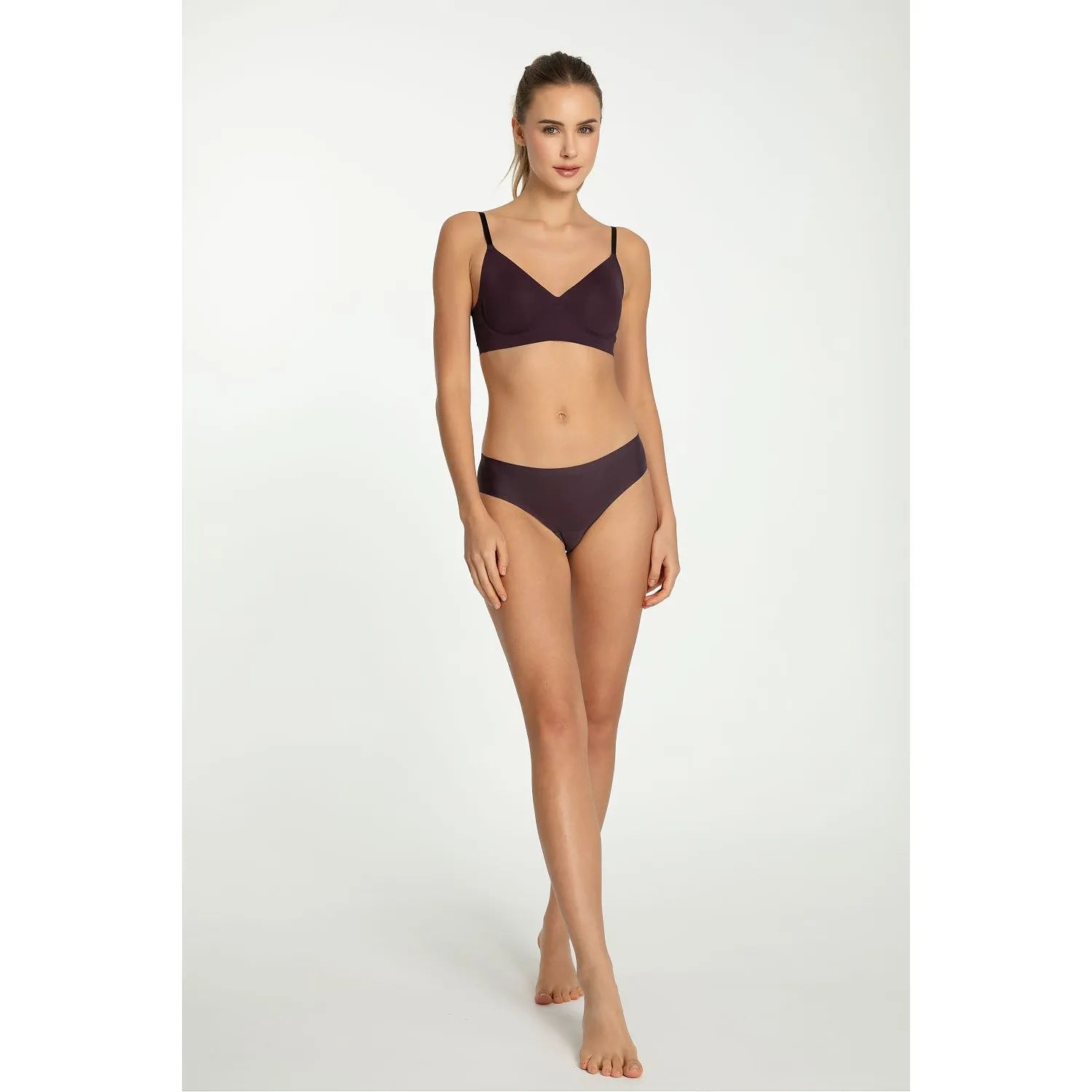 Culottes brésiliennes Julimex model 219145 ensemble lingerie soutien-gorge design épuré Dark Plum matériau confortable sécurité discrétion