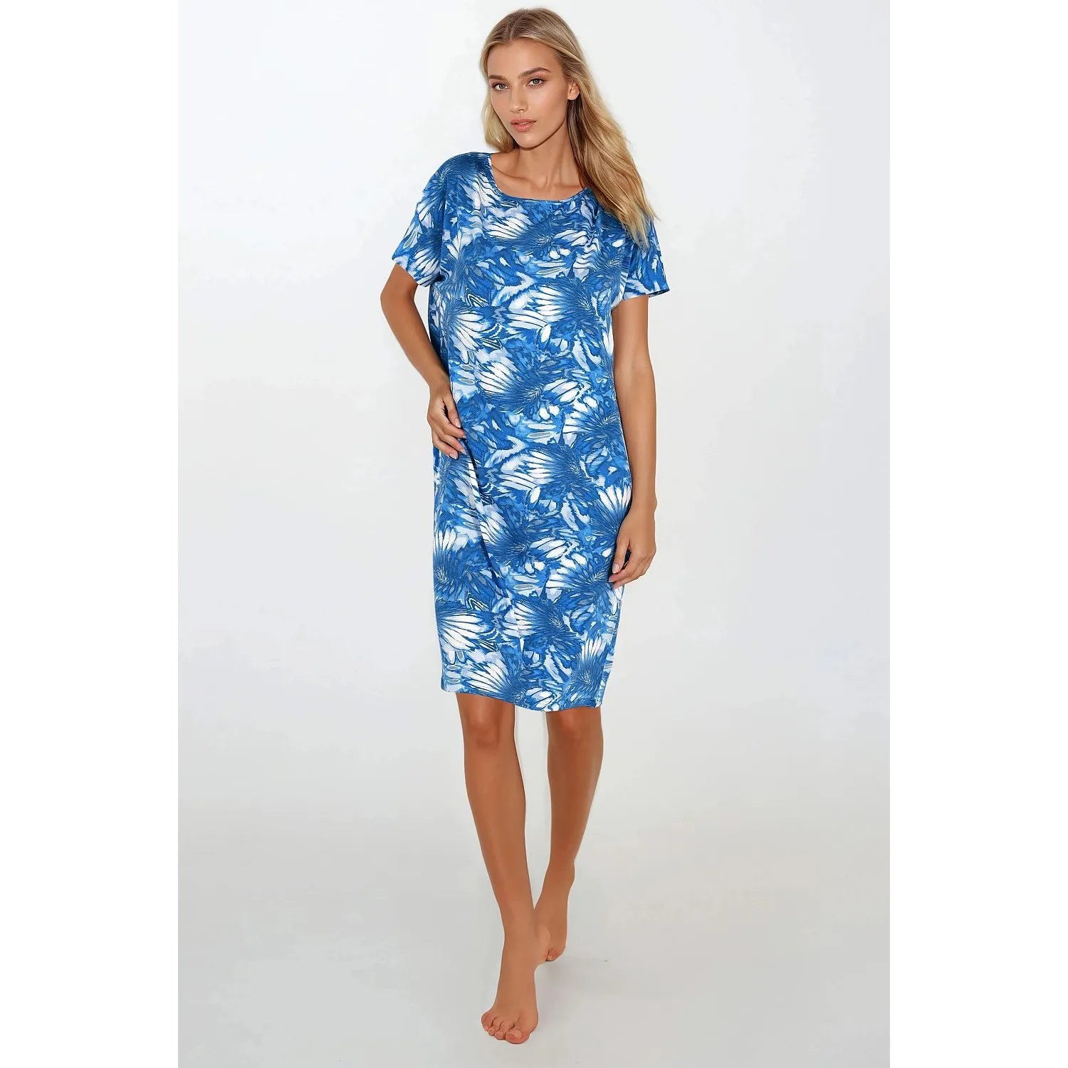 chemise nuit féminine confortable élégante décolleté semi circulaire coupe ample tissu doux respirant élastique hypoallergénique cadeau idéal détente sommeil