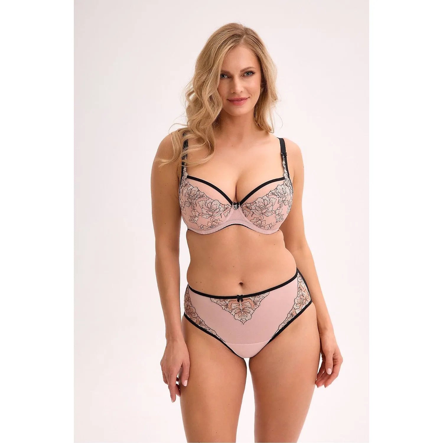 Culotte Gaia 220489 élégance féminine microfibre doux broderie résille ajustement parfait femmes lingerie sexy intime confort discrétion