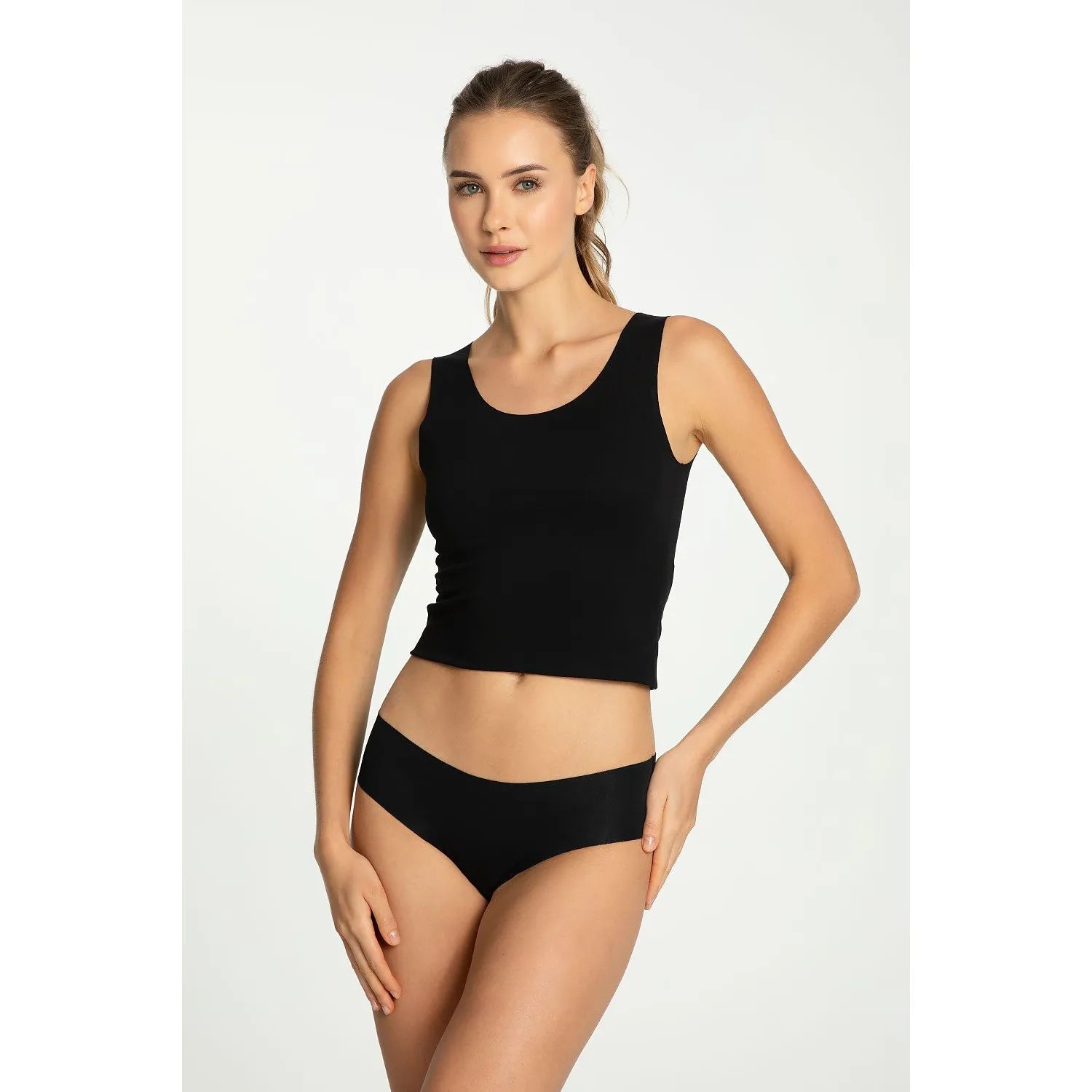 Ensemble lingerie Julimex Culottes Model 220541 Julimex noire sans coutures confort ajustement parfait soutien léger日常.usage