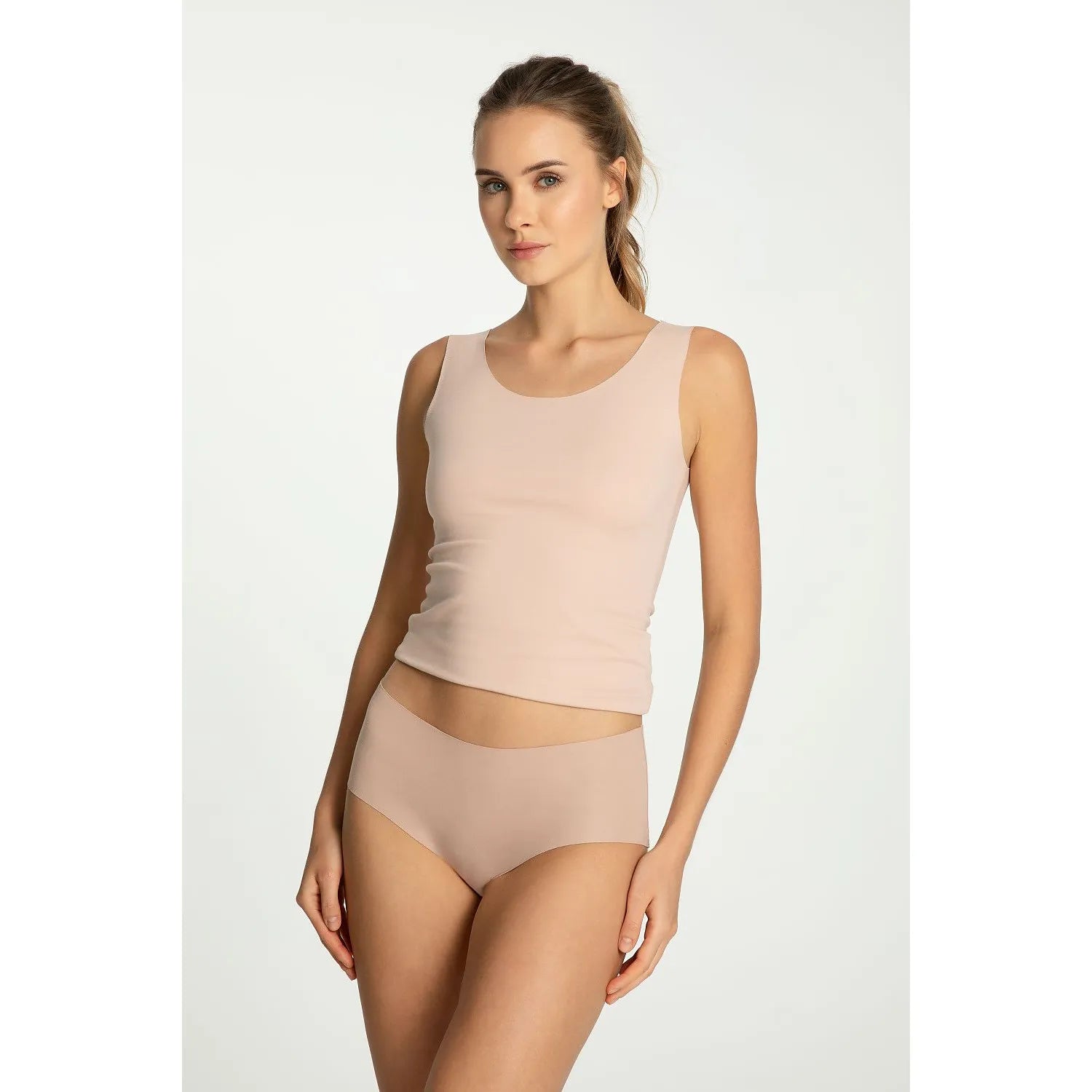 Culottes Julimex model 220543 Taille haute confort invisible laser-cut doublure coton nude lingerie intime sexy femme