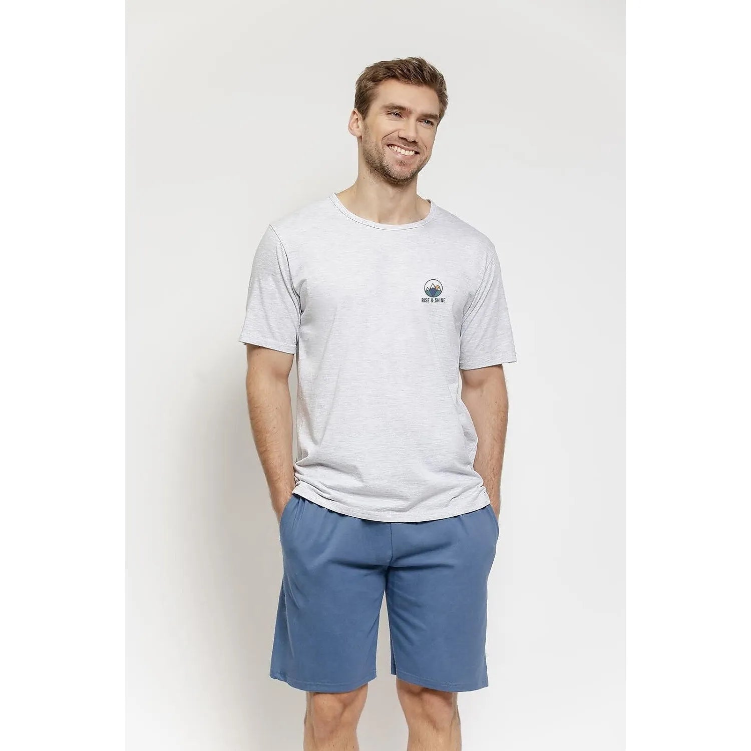 Pyjama model 225158 Taro