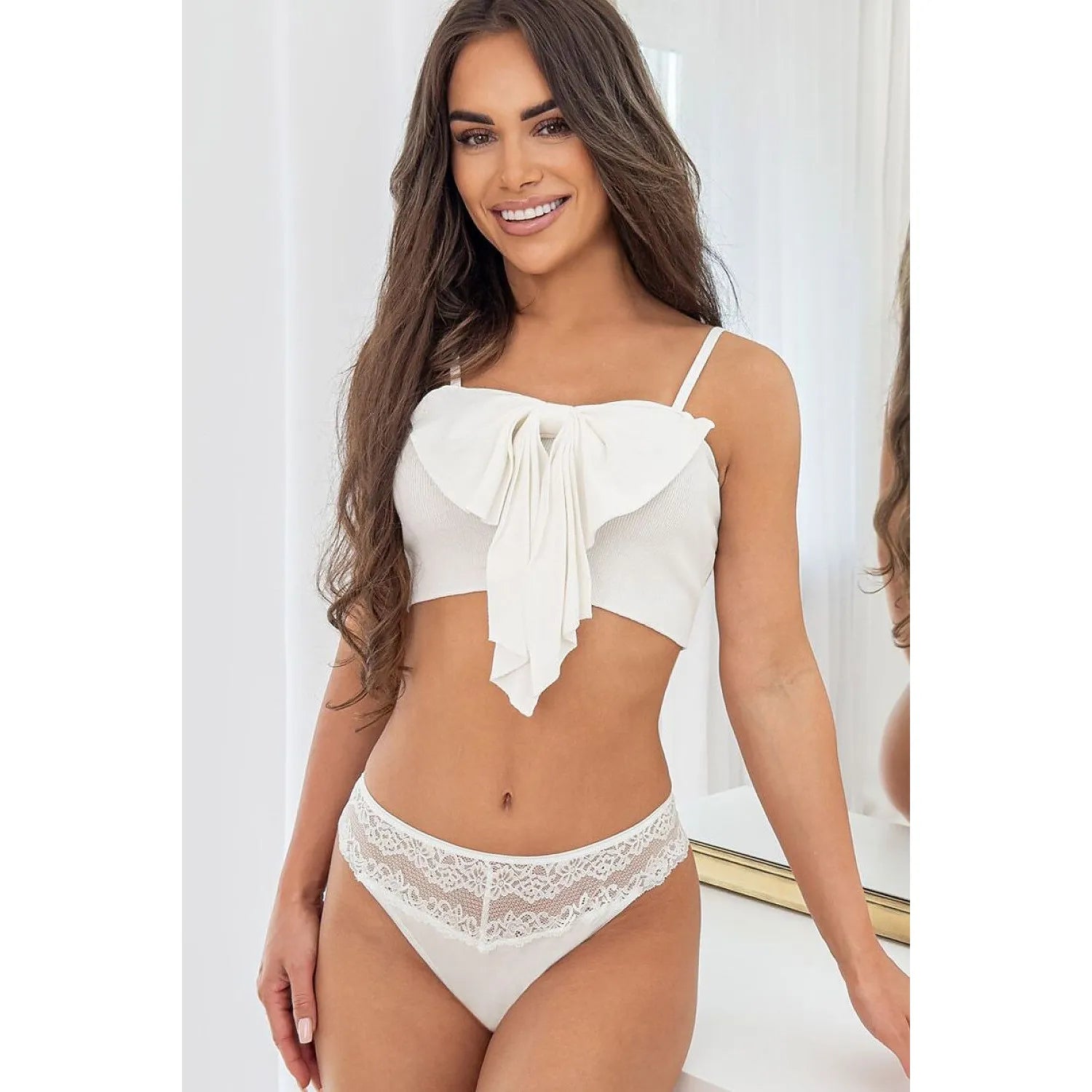 Strings model 228710 Donna
