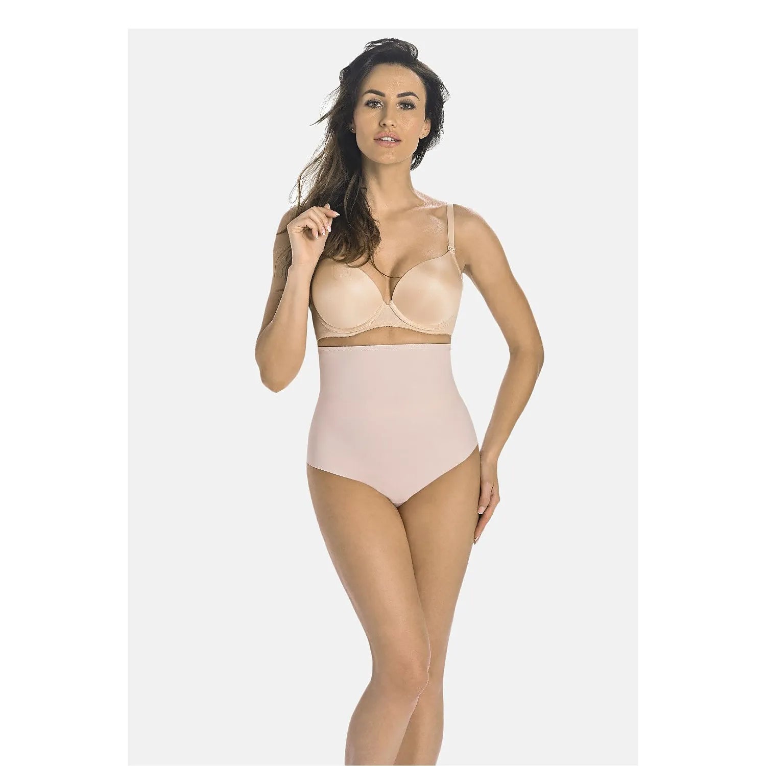 Culotte modelante beige sans couture Teyli, taille haute, silhouette affinée, confort et élégance sous vêtements.
