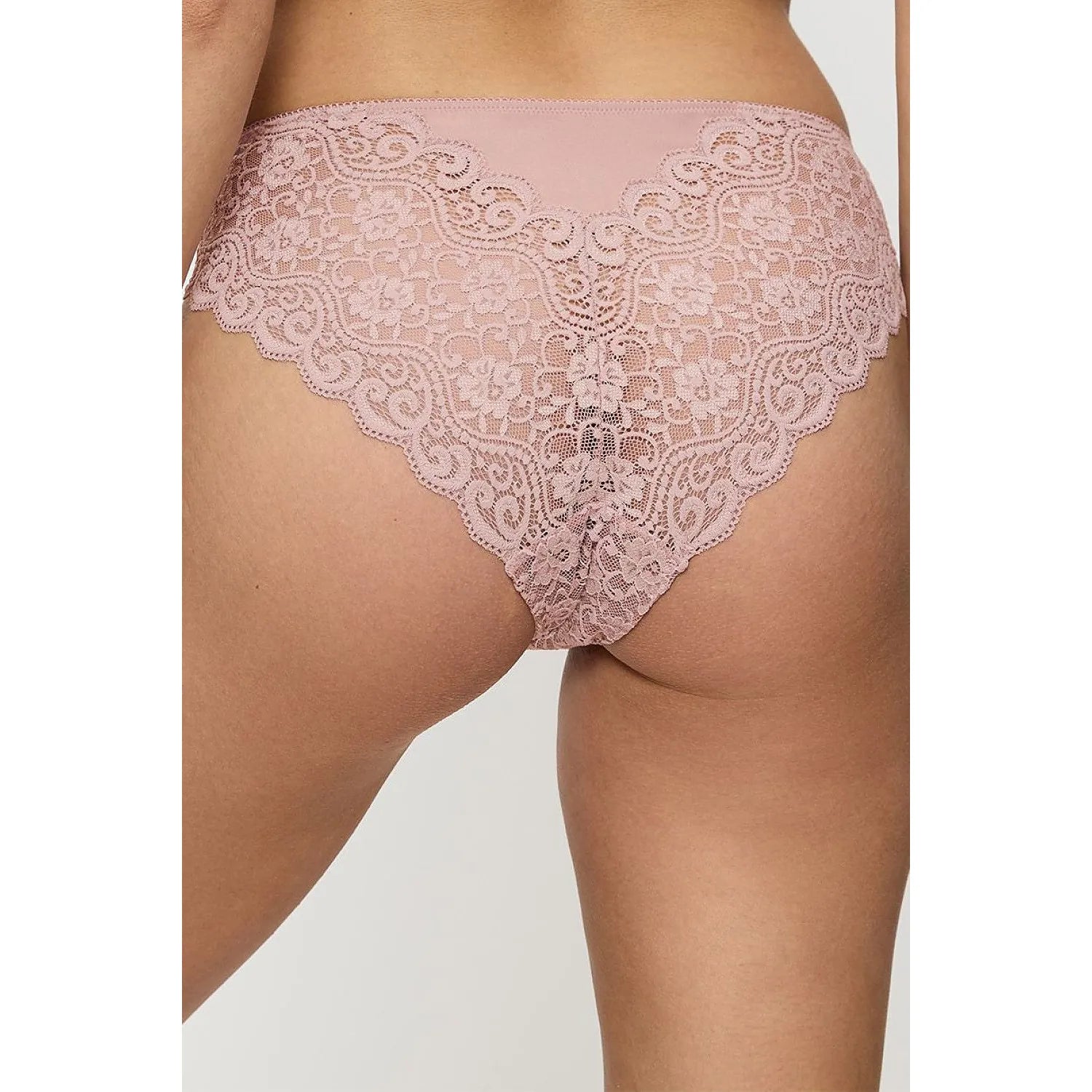 Culotte Triumph Amourette Highleg Tai rose, dentelle élégante, jambes hautes, microfibre douce, ajustement parfait.