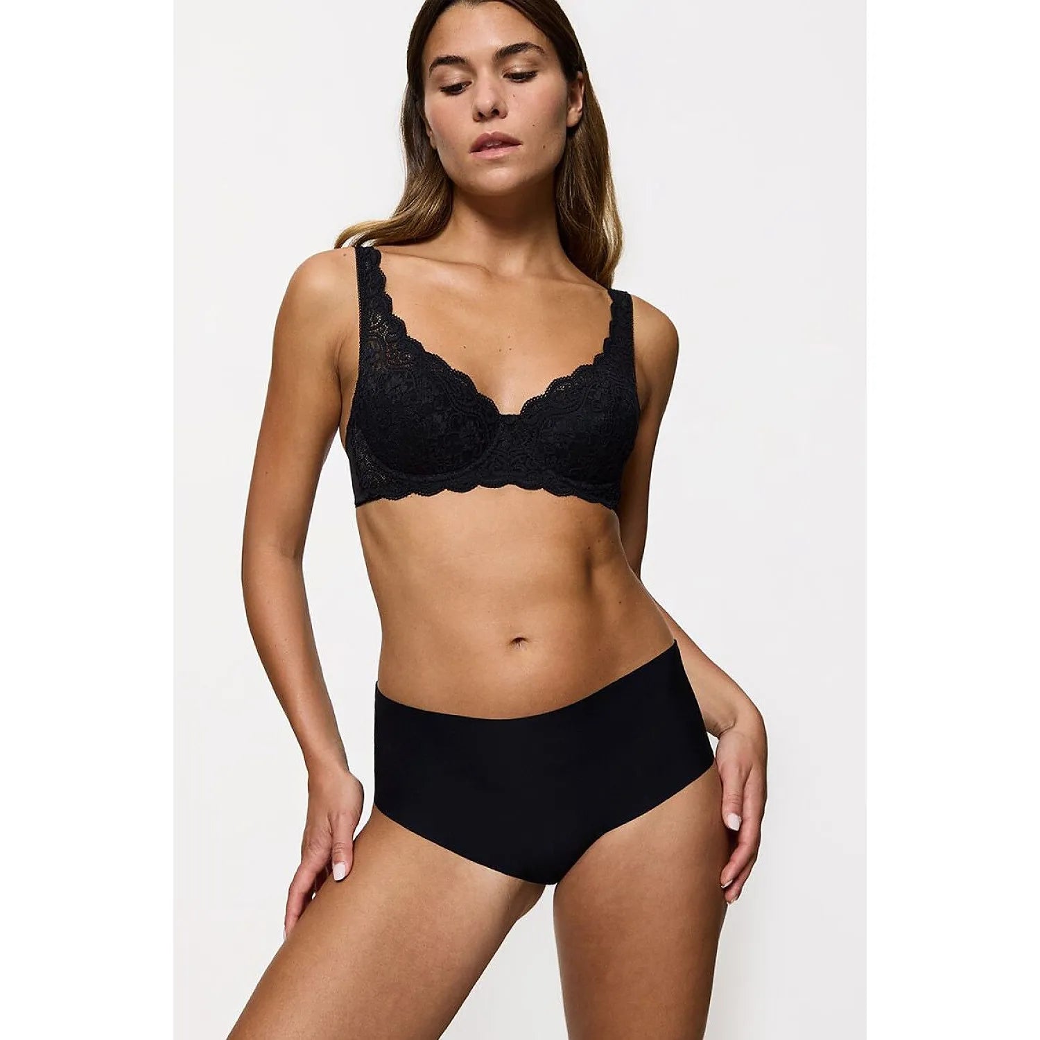 Culottes Triumph 230703, microfibre écologique douce, coupe maxi classique, finition sans couture, confort quotidien.