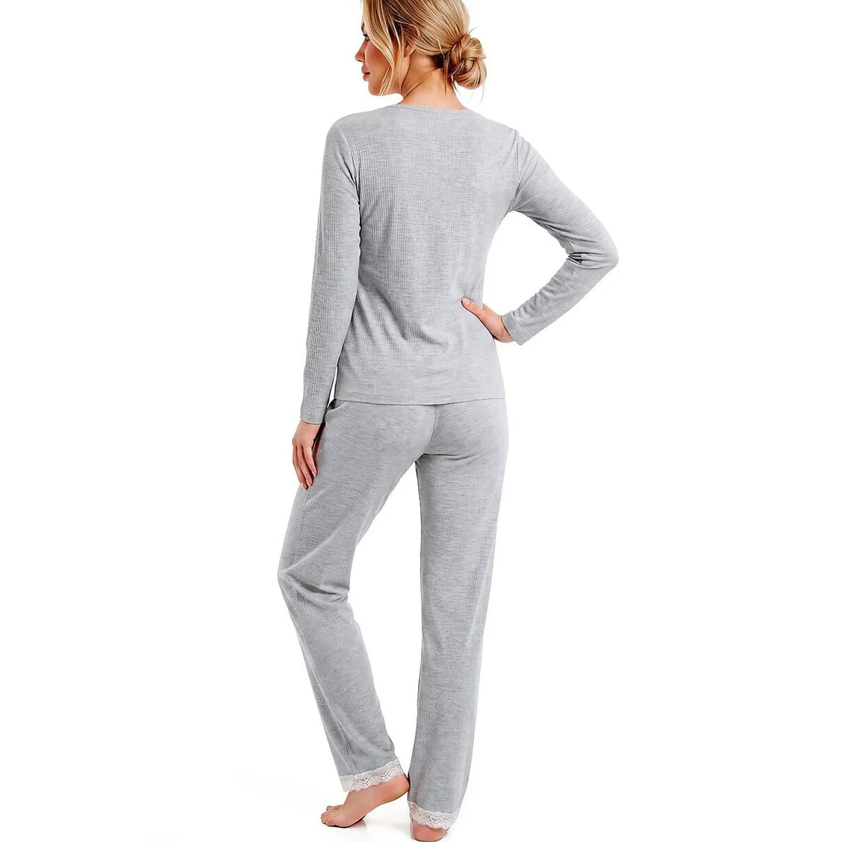 Pyjama model 231402 Donna