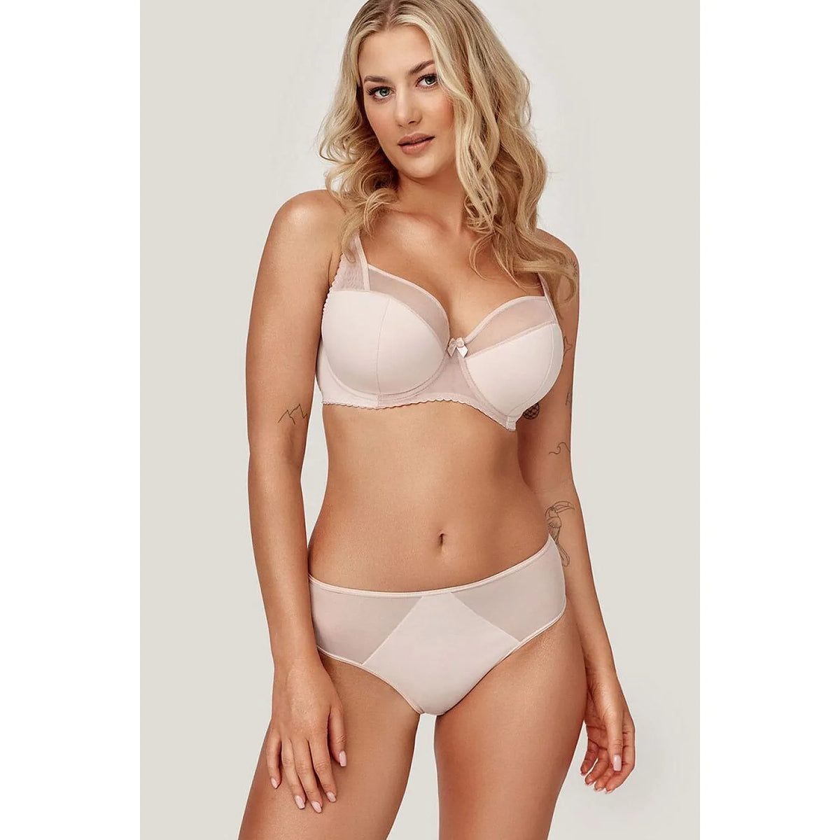 Culottes Nikola 232217 Azal sans couture, confortables, élastiques, silhouette ajustée, discrètes sous vêtements serrés.