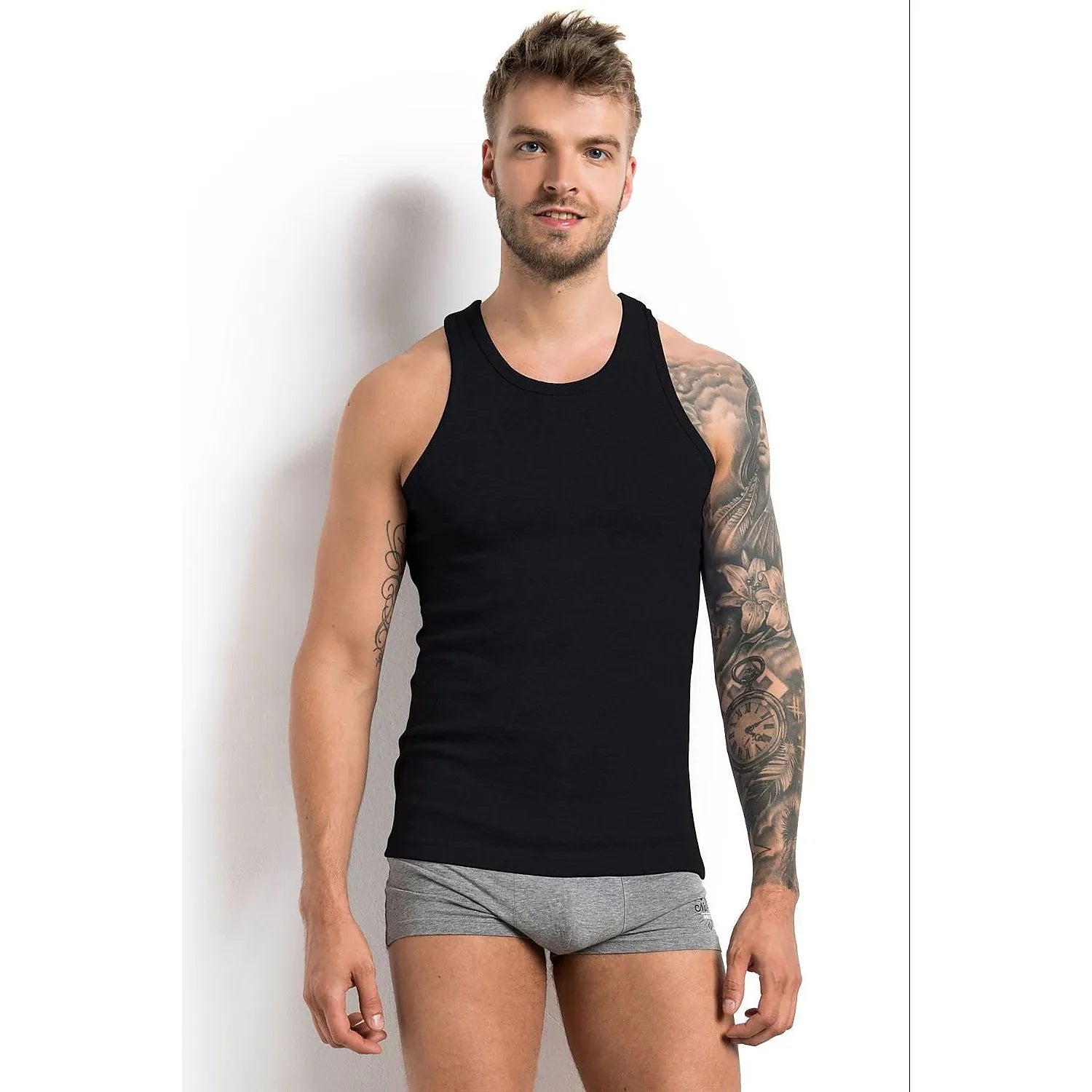 débardeur homme noir coton pur bretelles larges encolure ronde coupe ajustée respirant doux confortable discret élégant polyvalent sport nuit ergonomique
